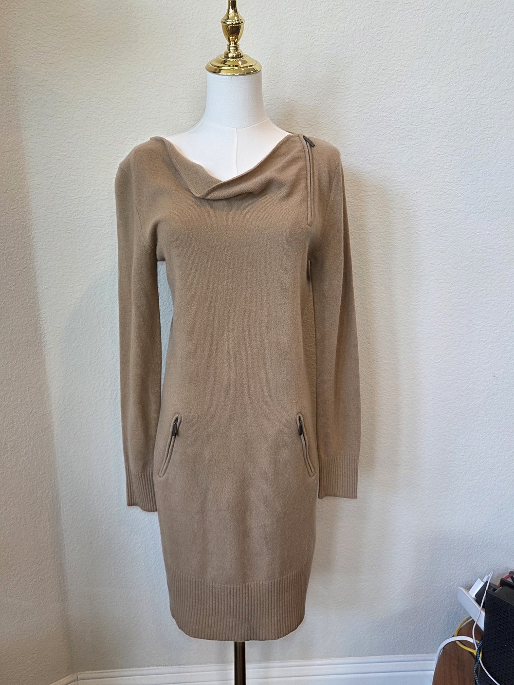 Neiman Marcus 100% Cashmere Sweater Dress Size S Taupe